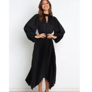 Petal & Pup Eloise Pleated Dress Black Size 10